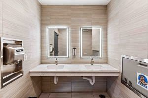Clean Modern Bathrooms 1